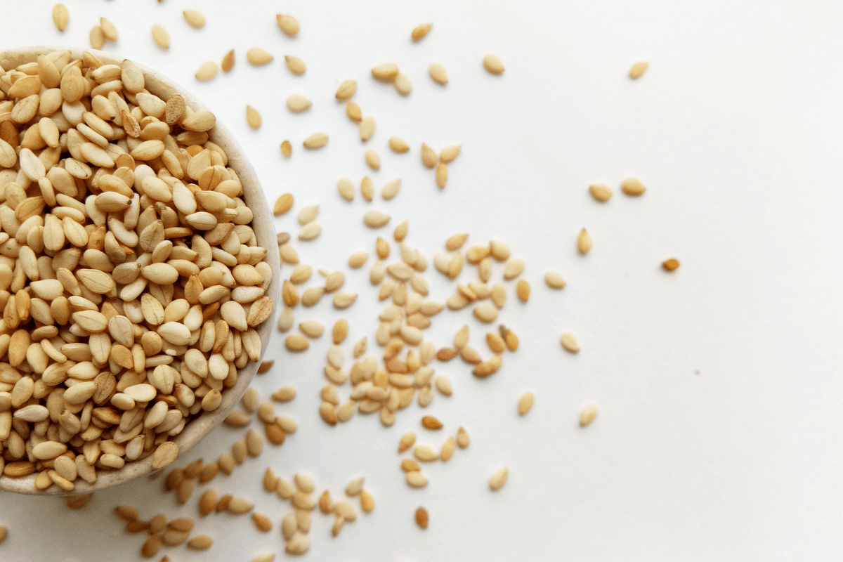 Sesame screening machine